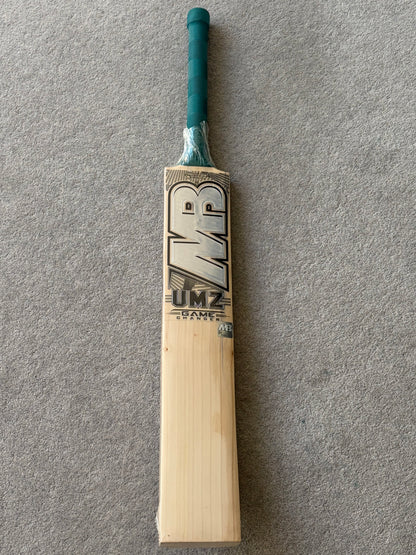 MB Malik Game Changer Players Cricket Bat (2lb 8oz)