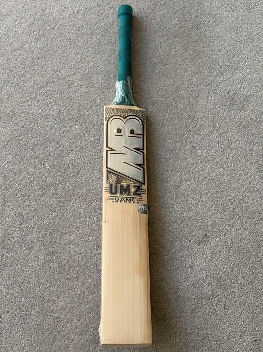MB Malik Game Changer Players Cricket Bat (2lb 8oz)
