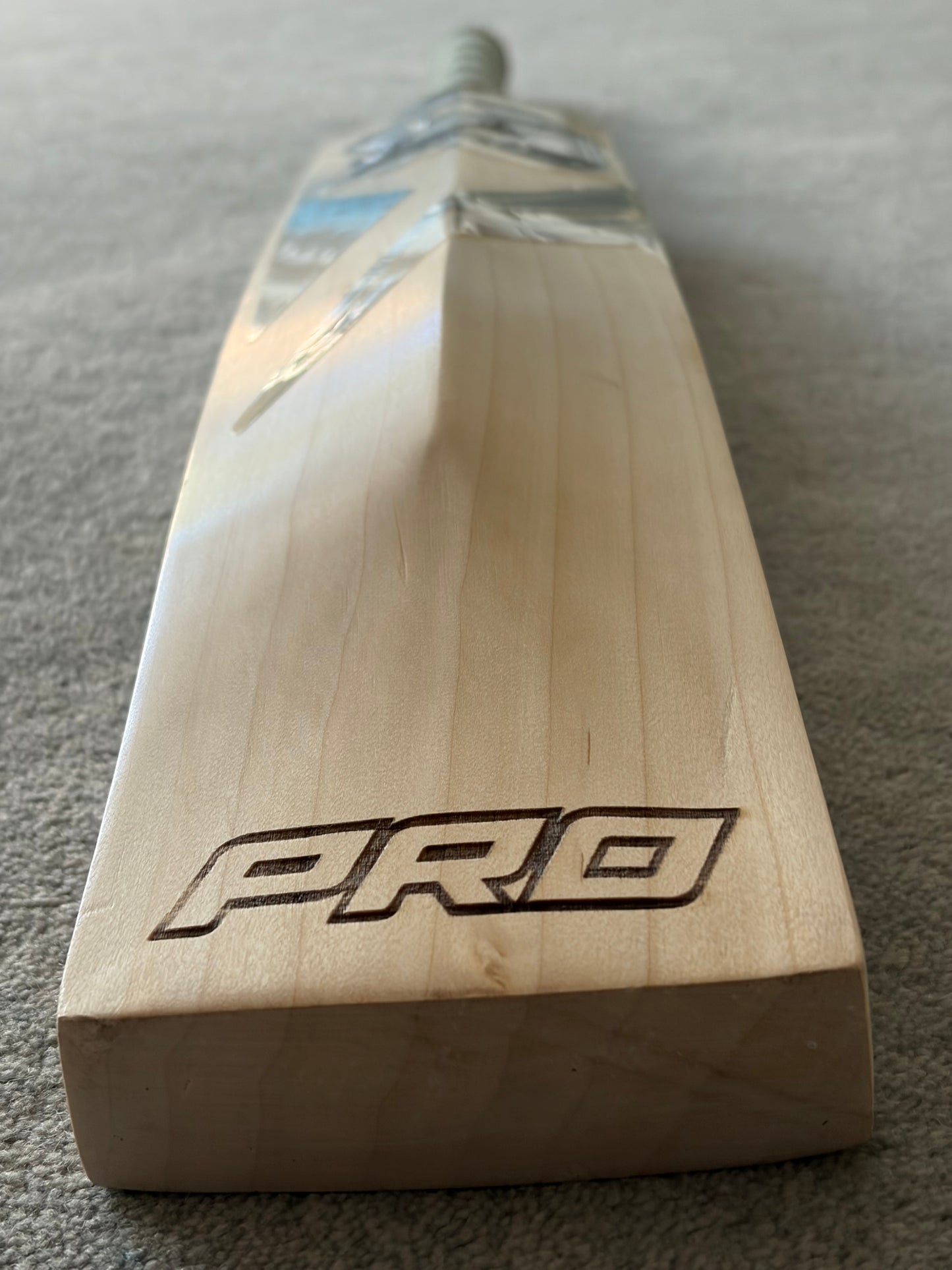 CA Pro Limited Edition Professional Players Asif Ali Cricket Bat (2lb 9oz)