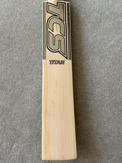 TCS Titan Cricket Bat (2lb 8oz)