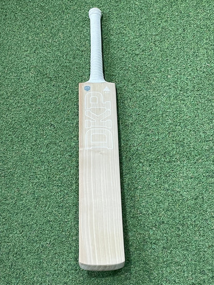 DKP Air Cricket Bat (2lb 10oz)