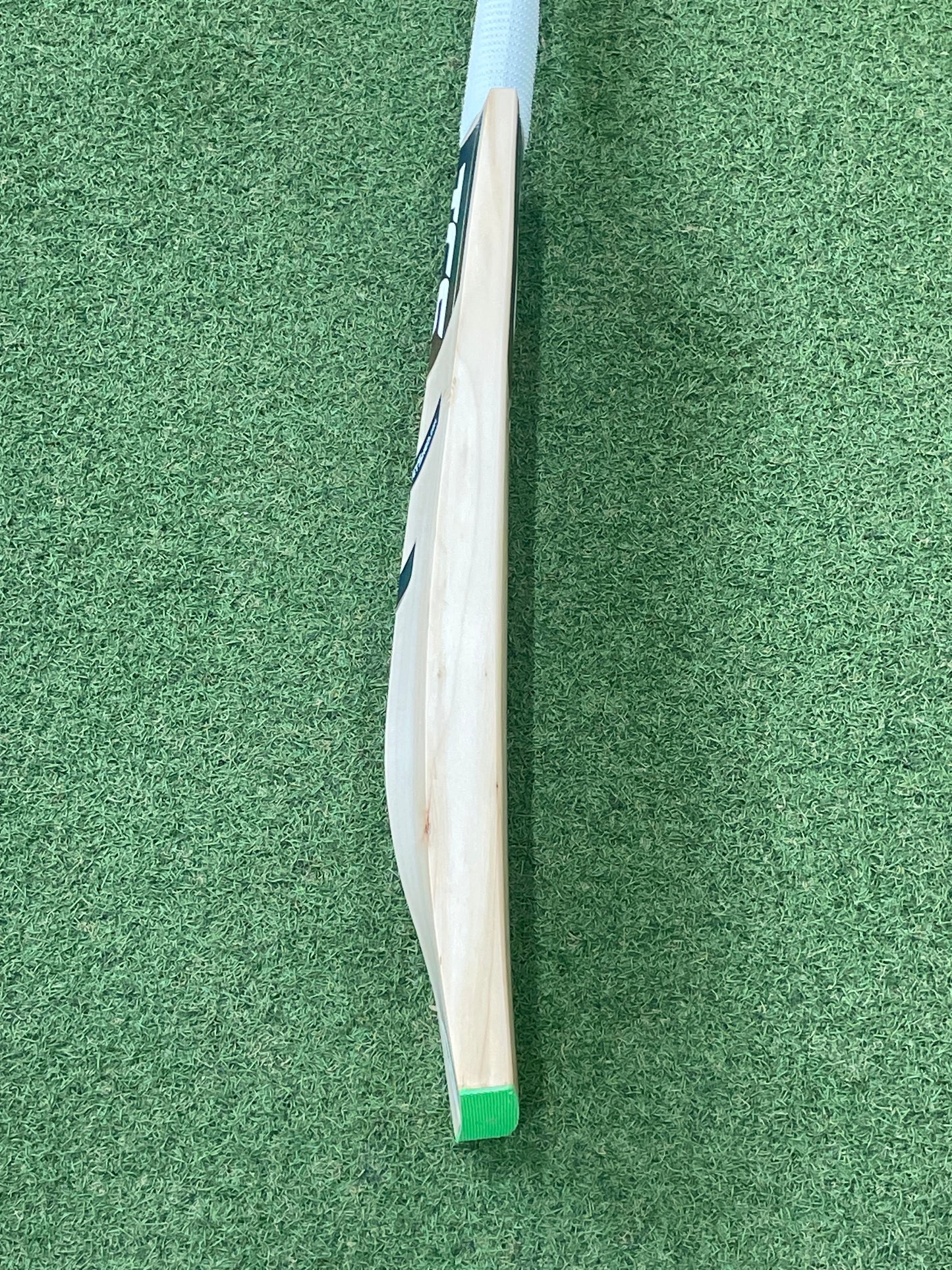 TCS Special Edition Cricket Bat (2lb 10oz)