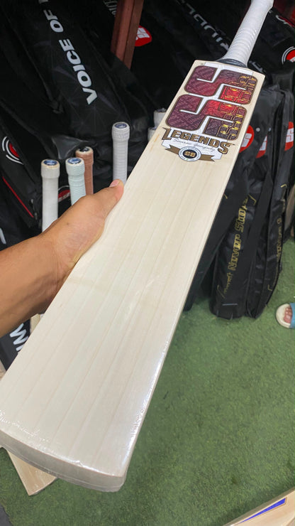 SS Ton Legends Sourav Ganguly Cricket Bat (2lb 9oz)