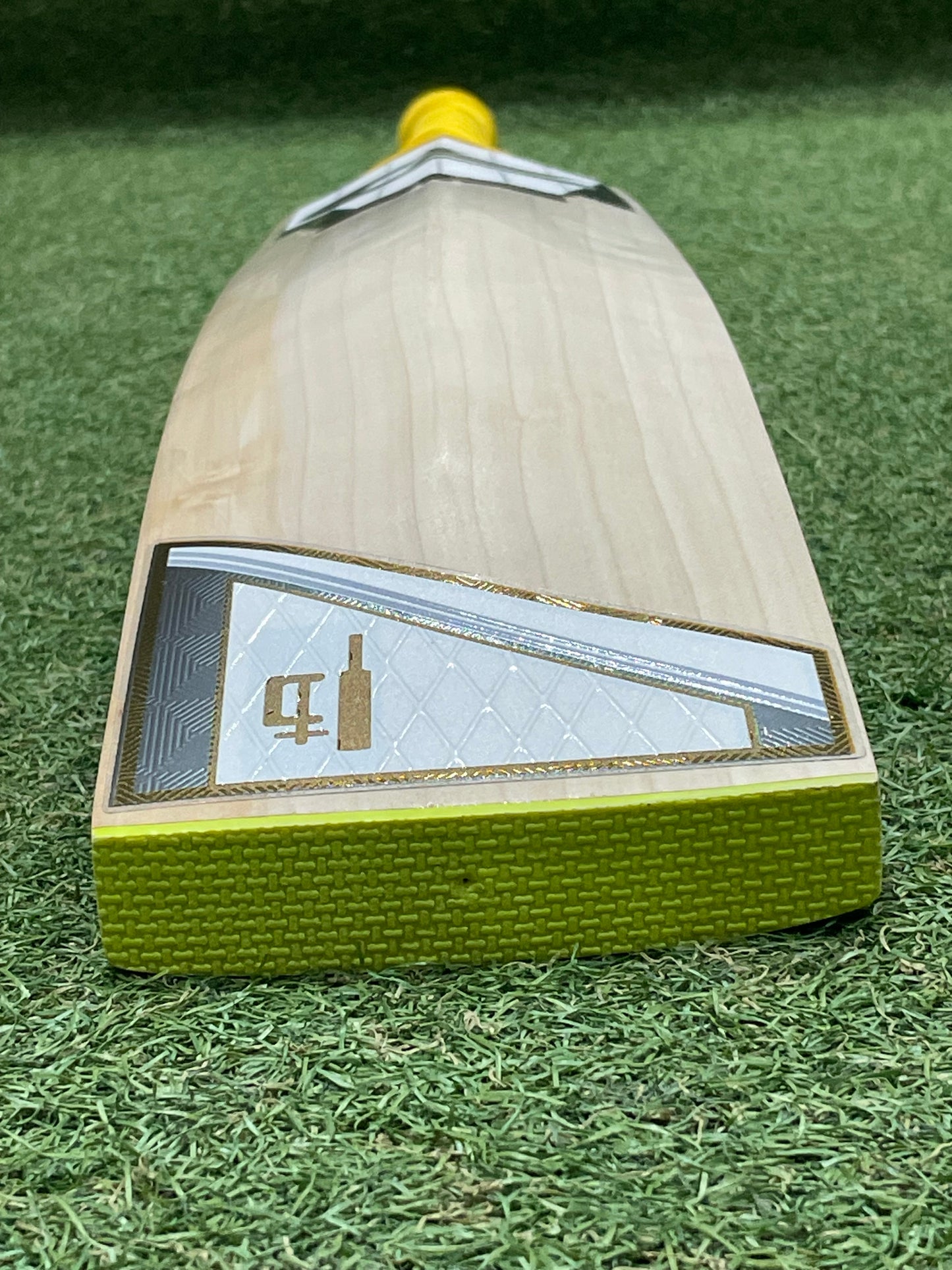 Cricket Station i-11 Cricket Bat (2lb 10oz)