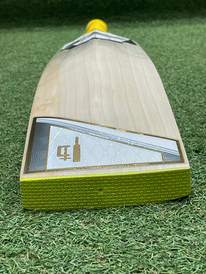 Cricket Station i-11 Cricket Bat (2lb 10oz)