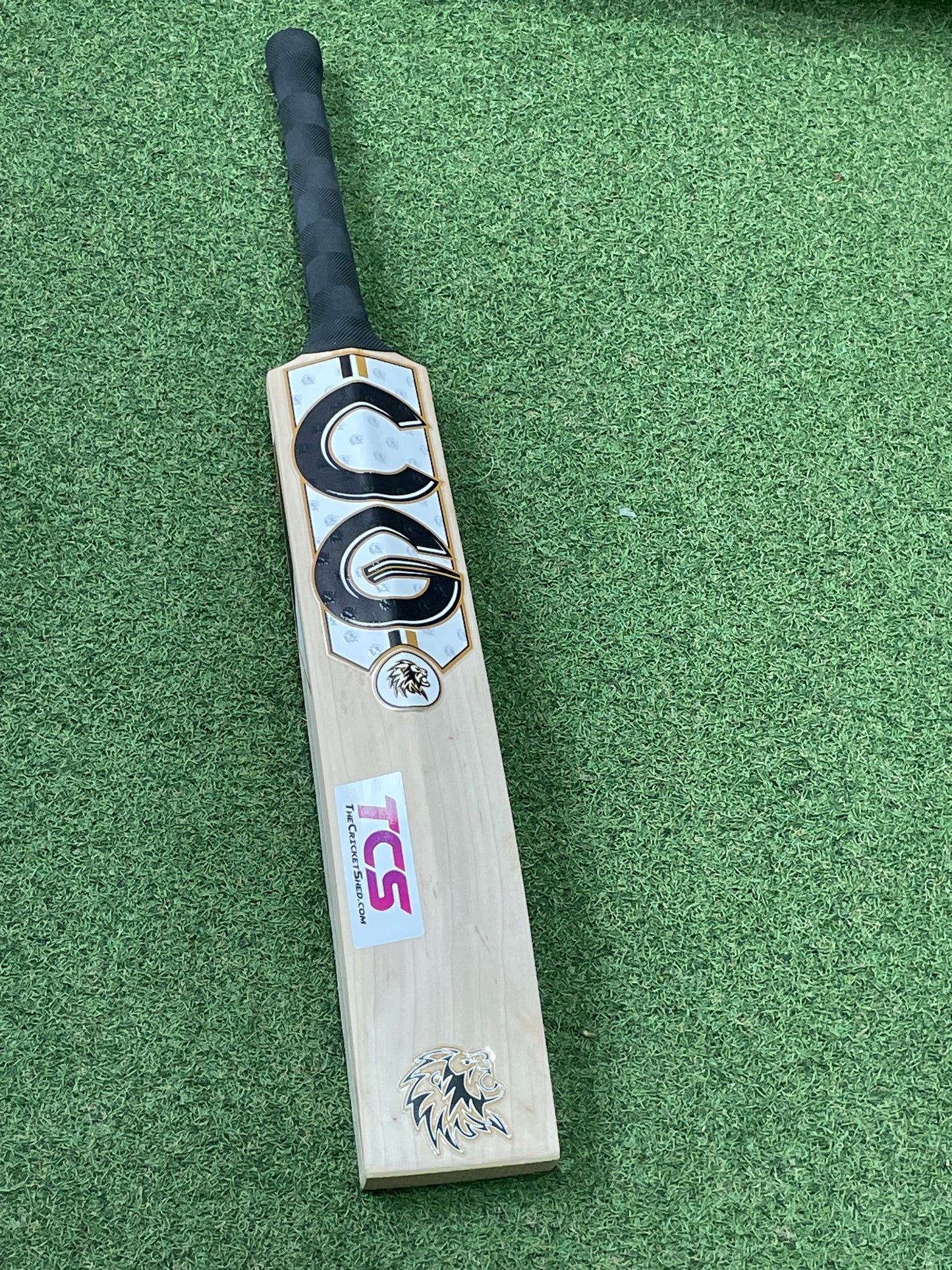 Cricket Groove Mighty Edition Cricket Bat (2lb 14oz)