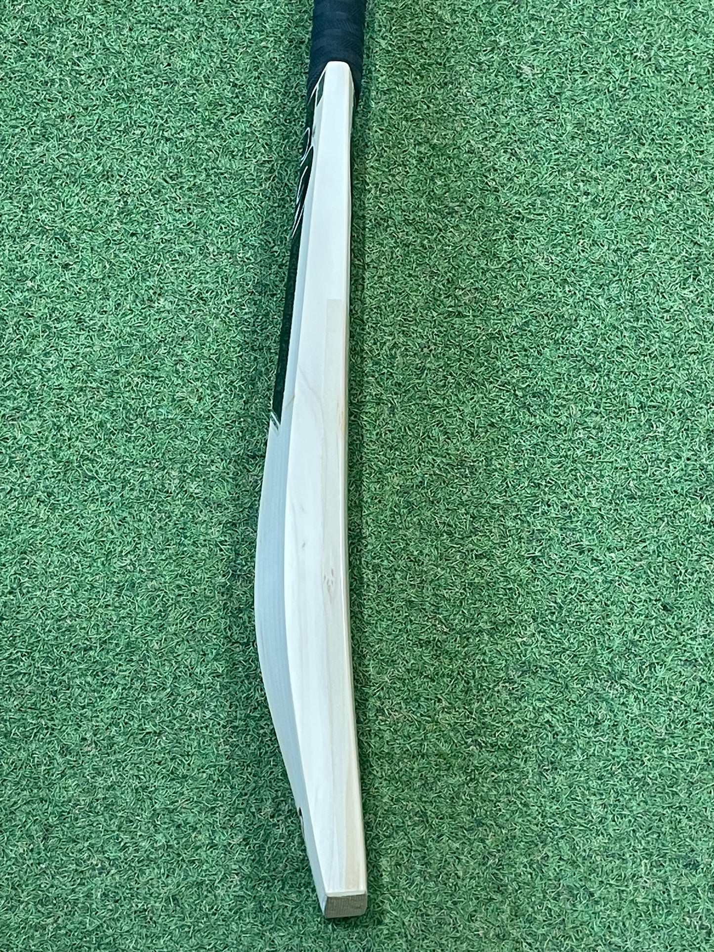 CP Pure Black Edition Cricket Bat (2lb 10oz)