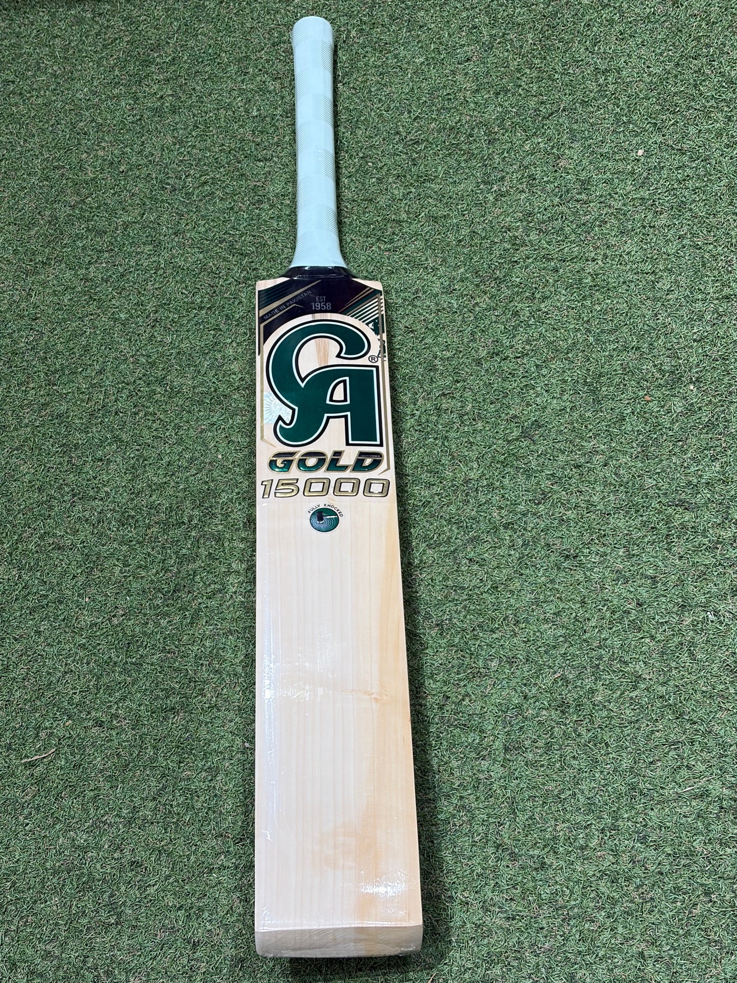 CA Gold 15000 Cricket Bat (2lb 7oz)