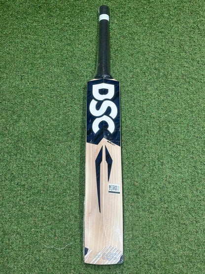 DSC Blak 450 Cricket Bat (2lb 8oz)