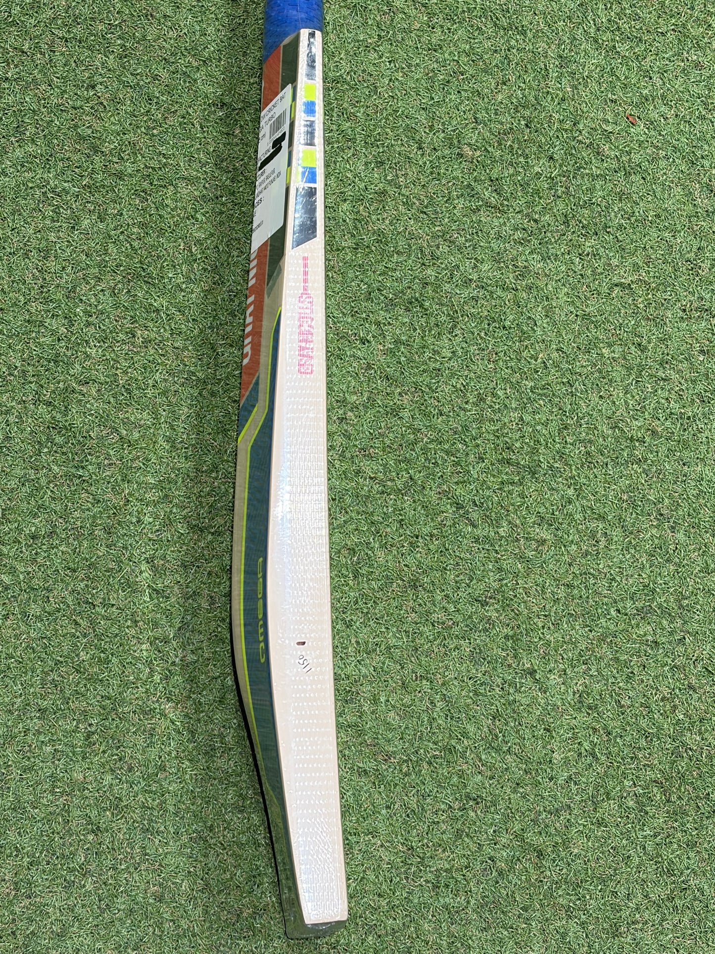 Gray Nicolls Omega GN1.5 Turbo Cricket Bat (2lb 9oz)