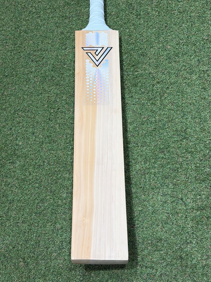 Vader Sports Silver Edition Cricket Bat (2lb 10oz)