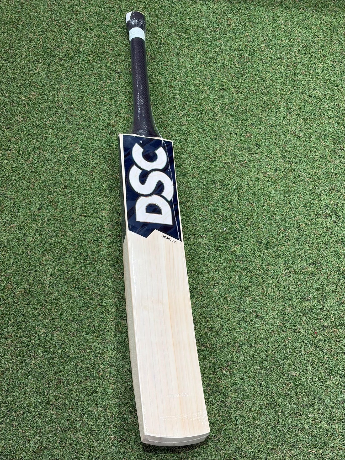 DSC Blak 222 Cricket Bat (2lb 9oz)