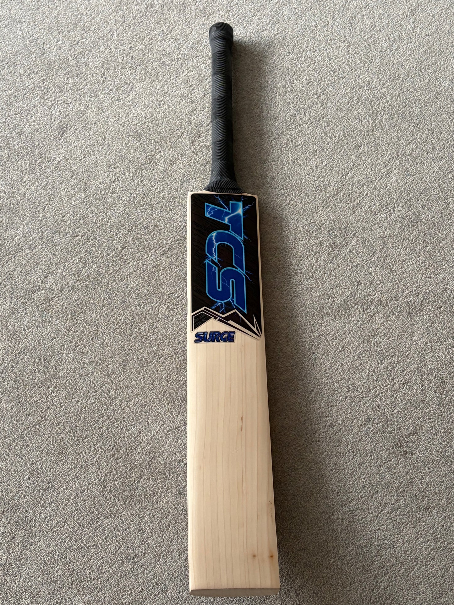 TCS Surge Cricket Bat (2lb 9oz)