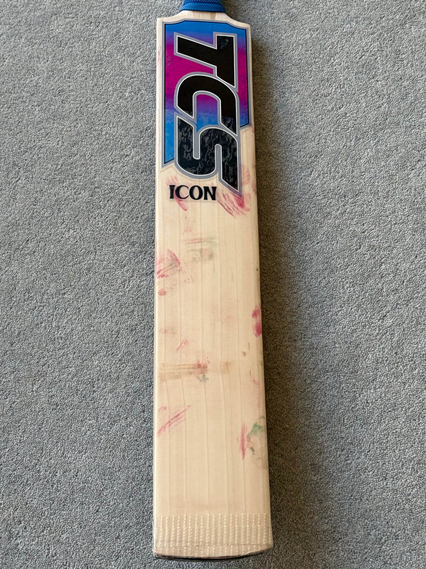 Used TCS Icon Cricket Bat (2lb 9oz)