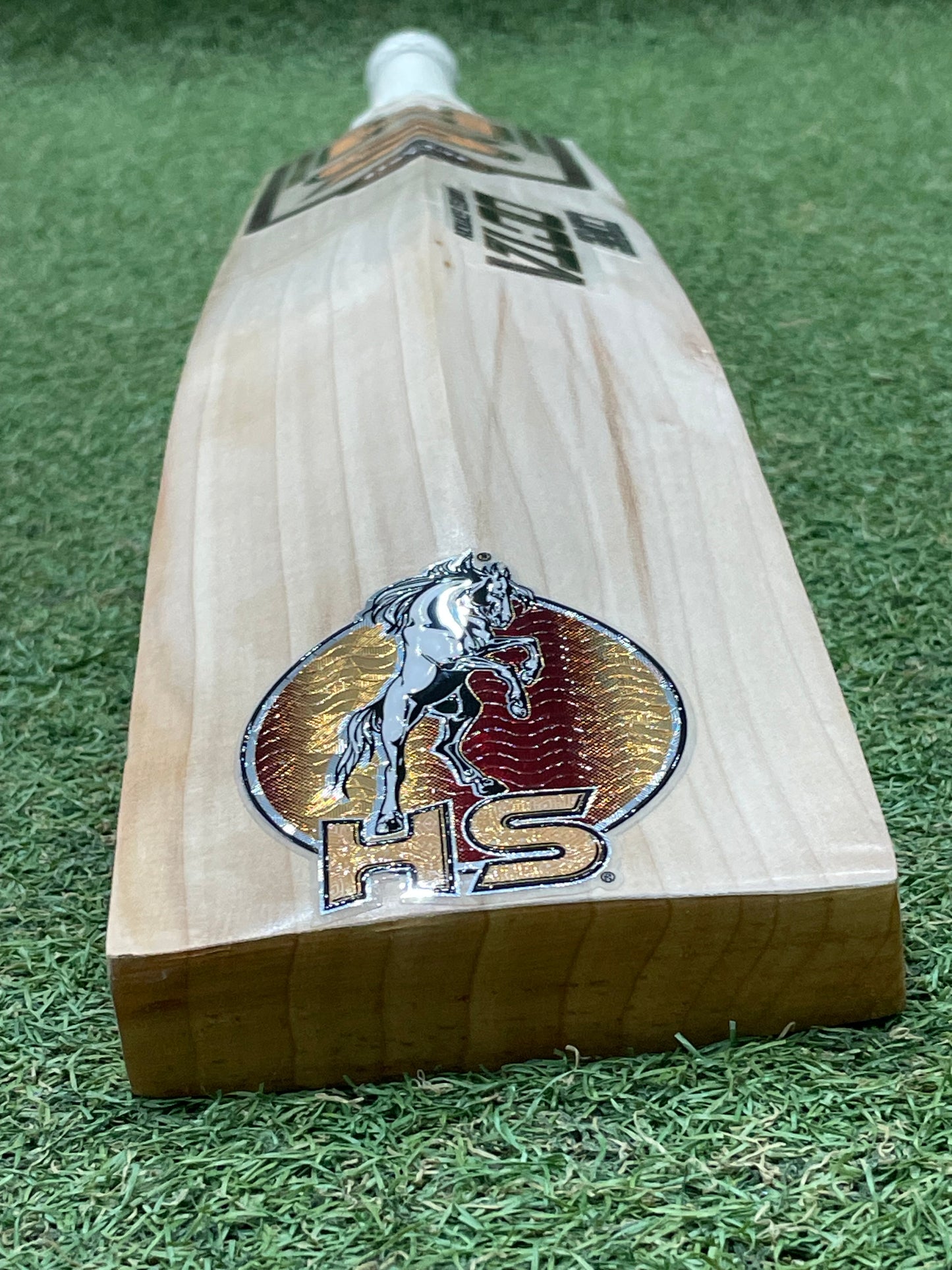 HS Core Octa Limited Edition Cricket Bat (2lb 9oz)
