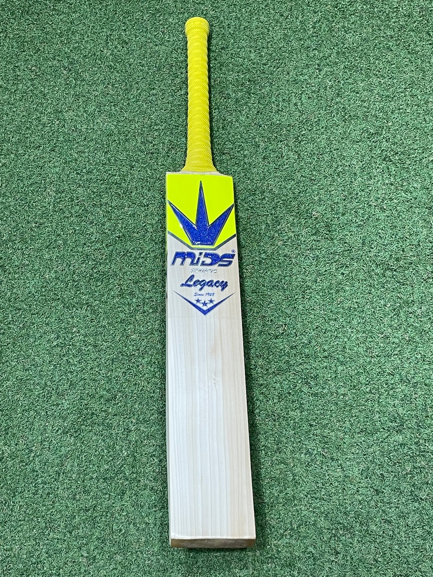 MIDS Legacy 3 Star Cricket Bat (2lb 9oz)