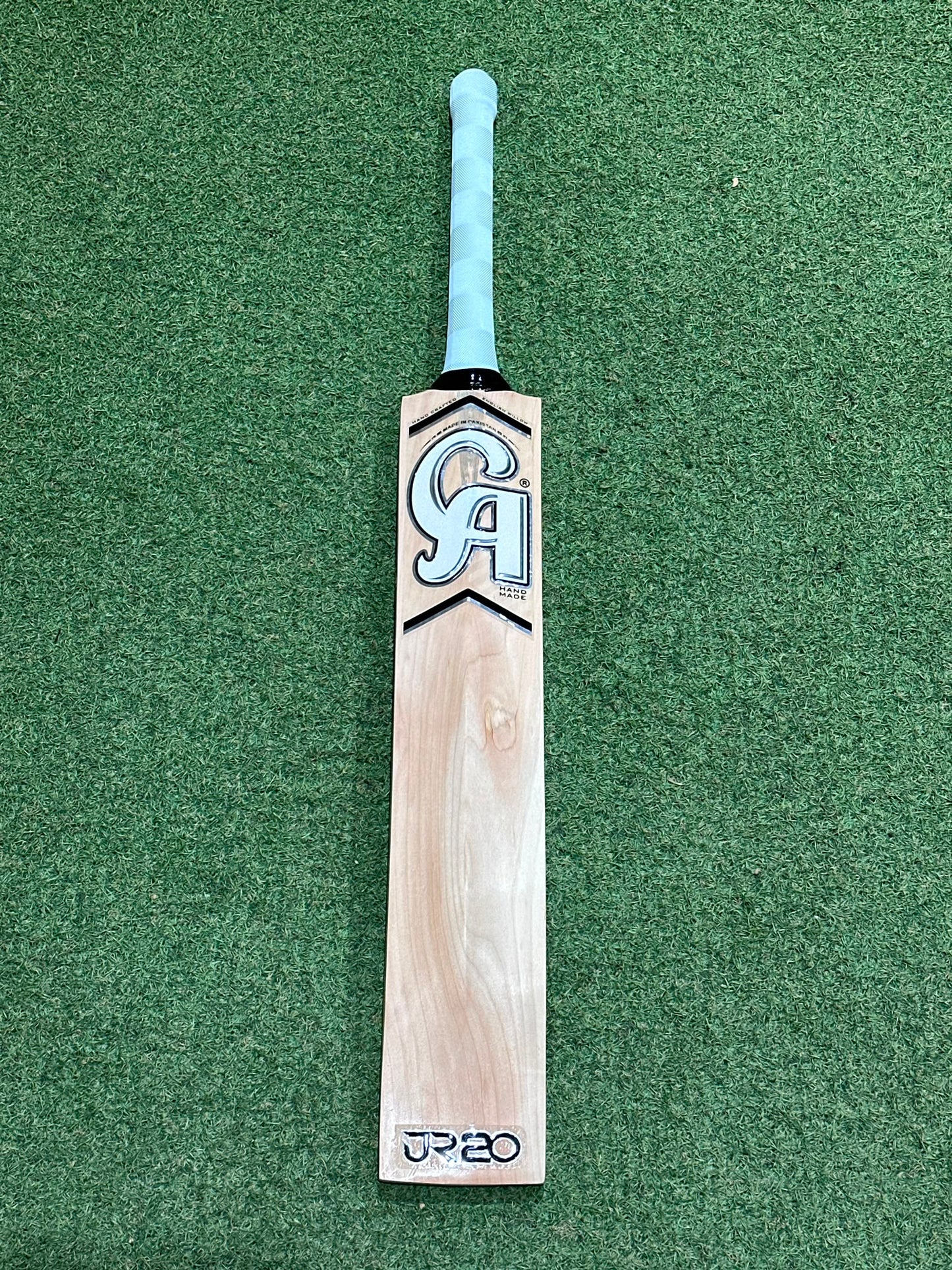 CA JR20 Butterfly Cricket Bat (2lb 8oz)