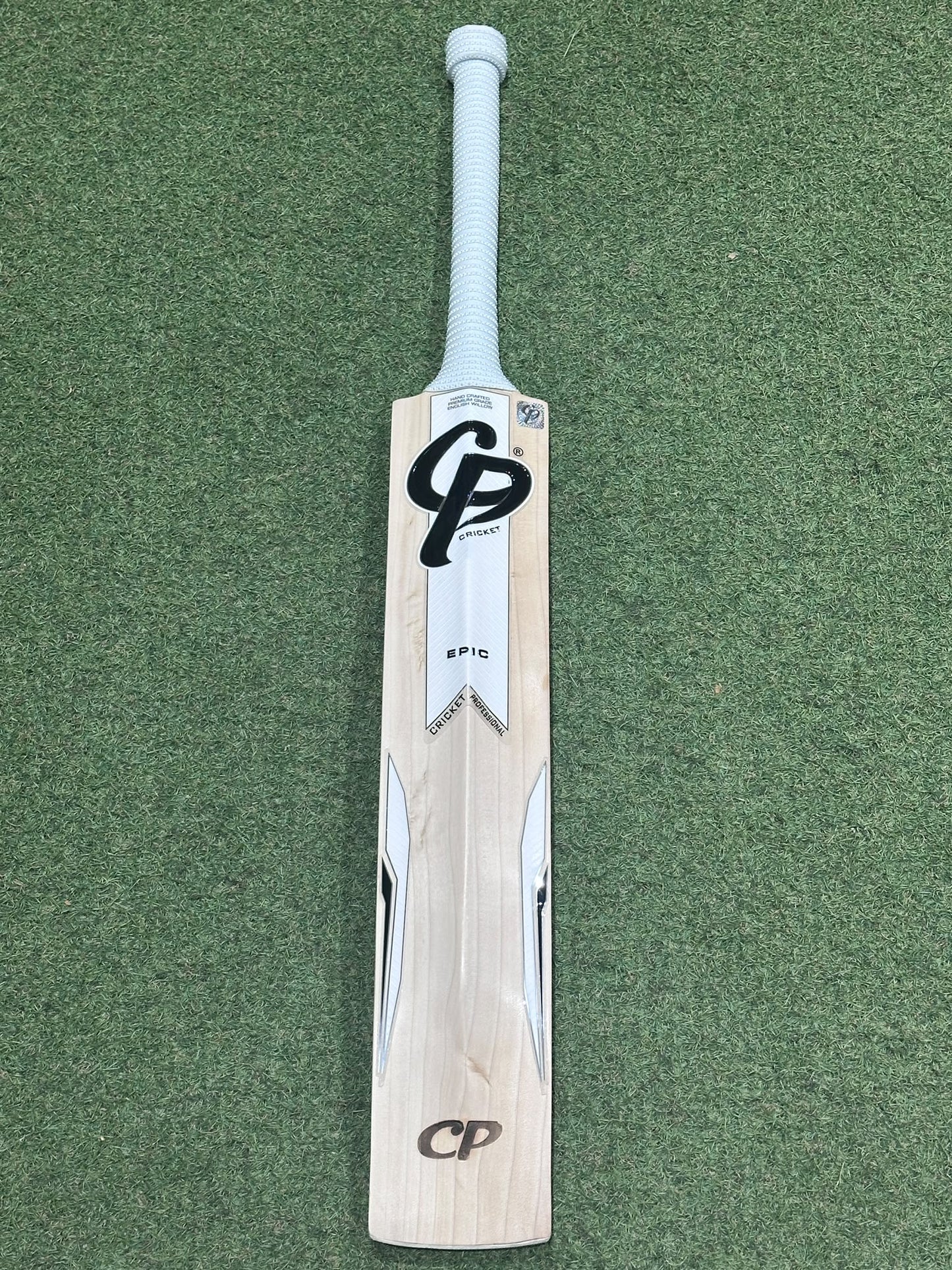 CP Epic Player Grade Cricket Bat (2lb 11oz)
