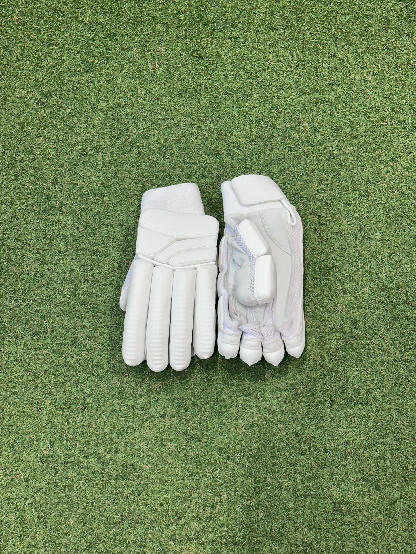 Unbranded LE Batting Gloves