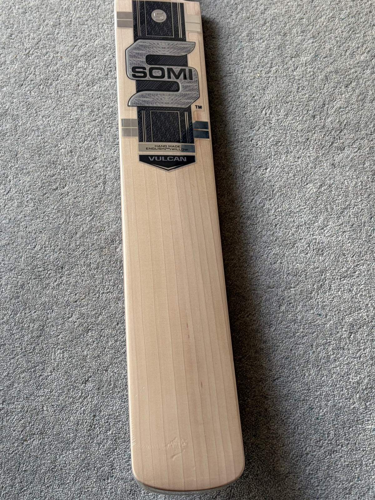 Somi Vulcan Cricket Bat( 2lb 8oz)