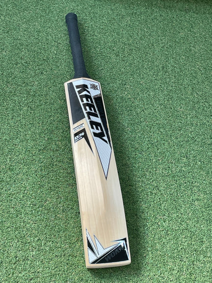 Keeley Worx 074 Grade 1 Cricket Bat (2lb 12oz)