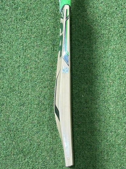 CA BA56 Harrow Junior Cricket Bat (2lb 5oz)