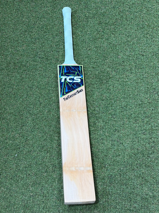 TCS Camo Edition Butterfly Cricket Bat (2lb 9oz)