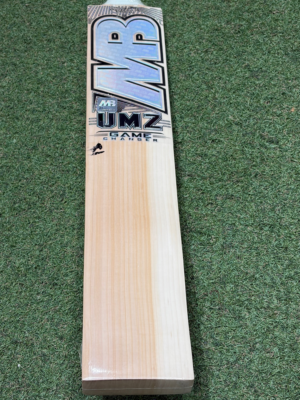 MB Malik Game Changer Players Cricket Bat (2lb 10oz)