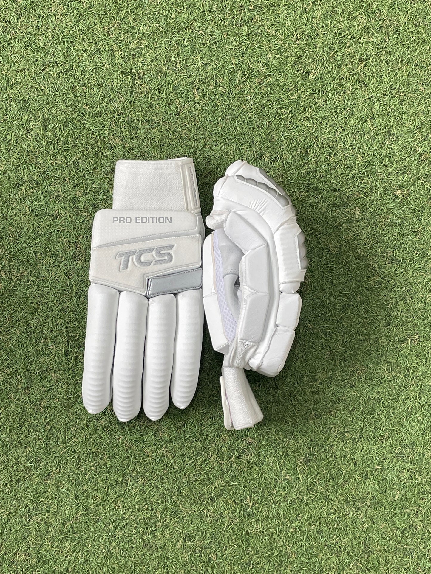 TCS Pro Edition Batting Gloves