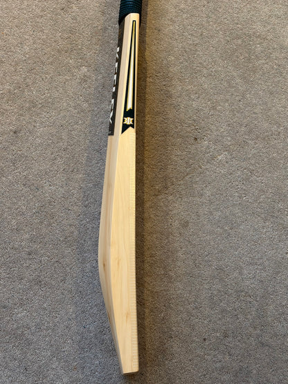 Keeley Superior Grade 1 Cricket Bat (2lb 6oz)