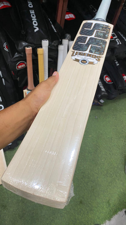 SS Ton Legends Kumar Sangakkara Cricket Bat (2lb 8oz)