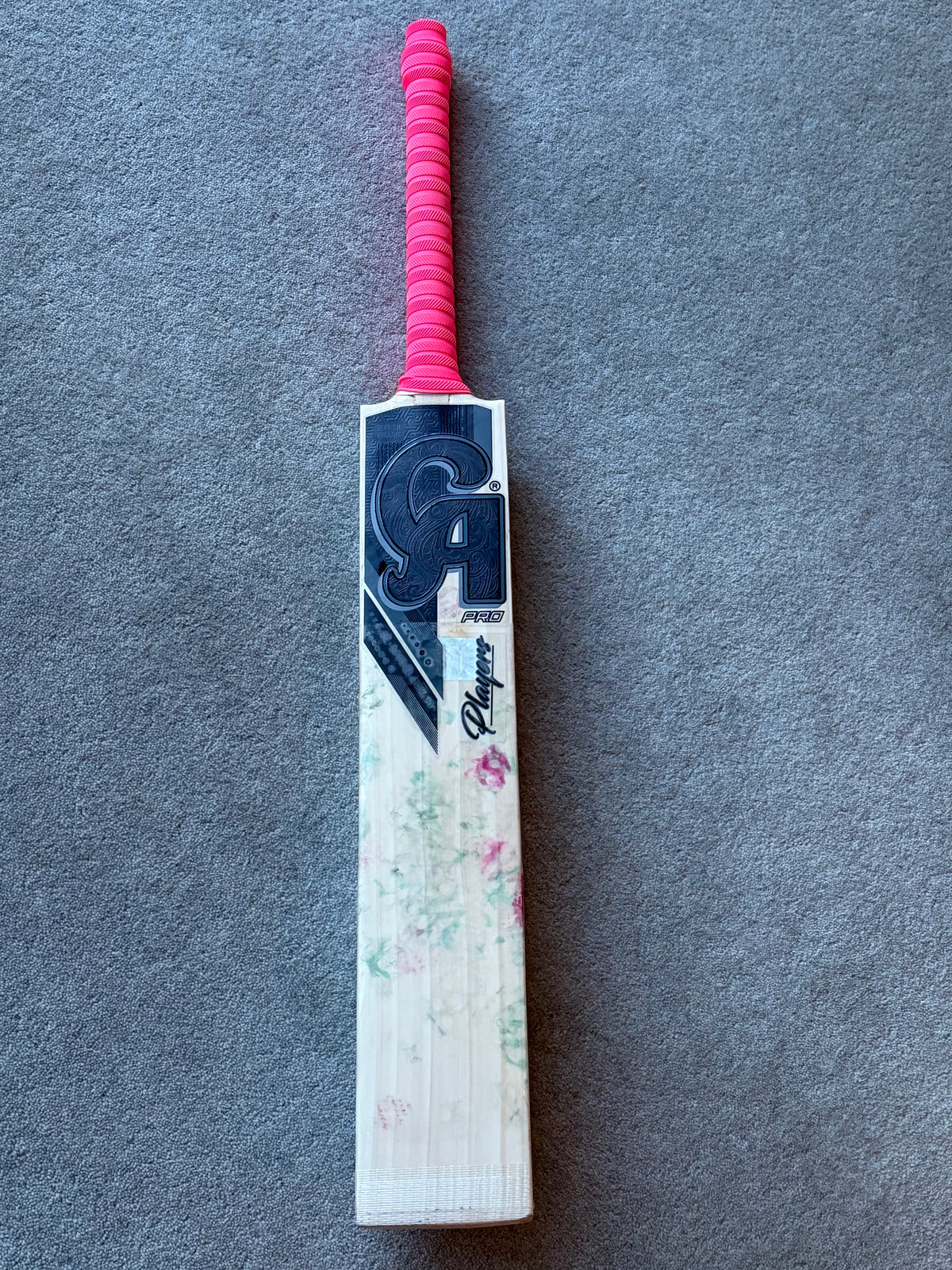 Used CA Blackout Players Cricket Bat (2lb 9oz)