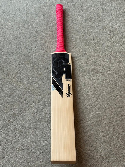 CA Pro Blackout Signature Cricket Bat (2lb 8oz)