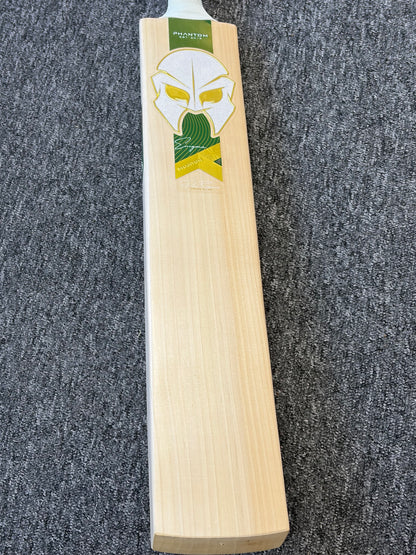 Phantom Enigma Pro-R Cricket Bat (3lb)
