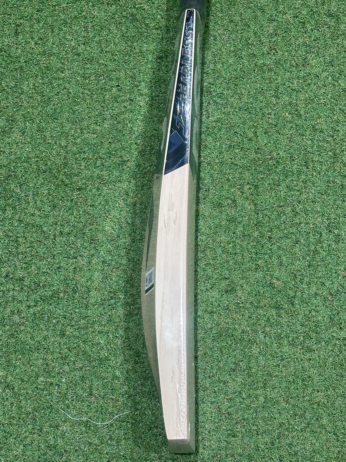 DSC Blak 450 Cricket Bat (2lb 8oz)