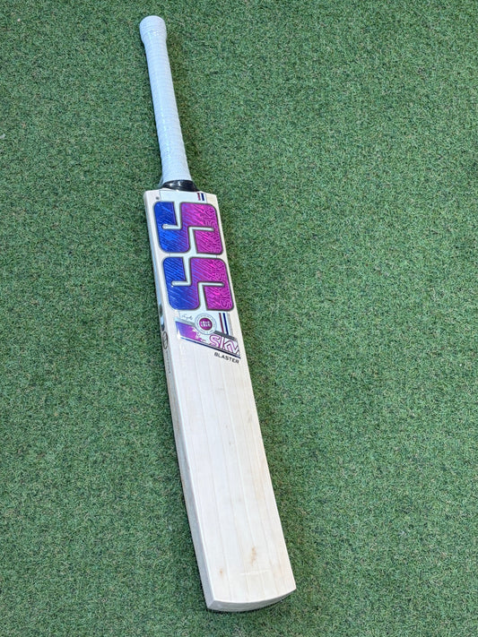 SS Ton Sky Blaster Cricket Bat (2lb 8oz)