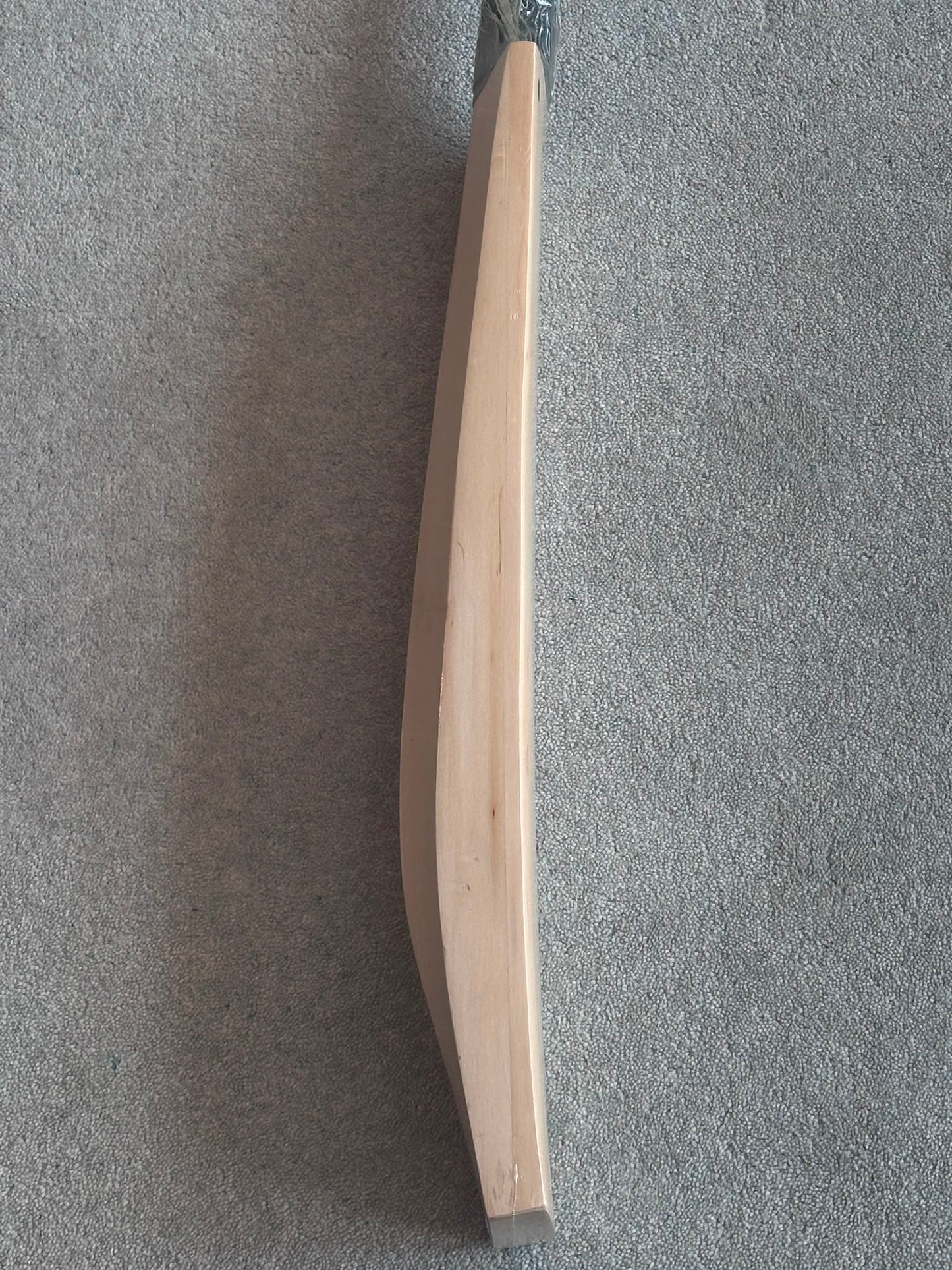 Plain Laminate Cricket Bat (2lb 8oz)