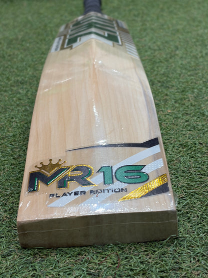 MB Malik Mohammed Rizwan Players Cricket Bat (2lb 10oz)