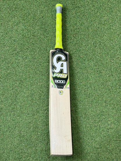 CA Pro 8000 Cricket Bat (2lb 10oz)
