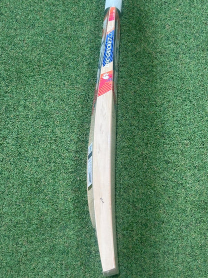 DSC Krunch 7.0 Cricket Bat (2lb 9oz)