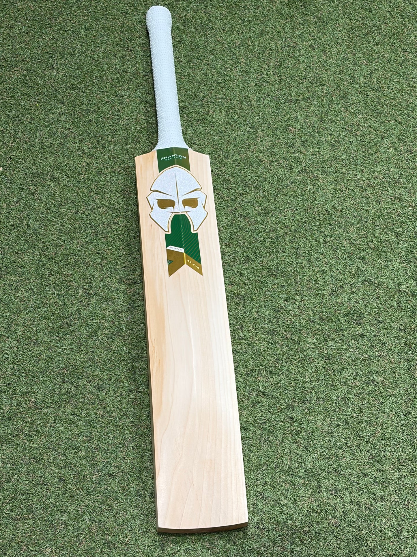 Phantom Enigma Pro Locker Cricket Bat (2lb 9oz)
