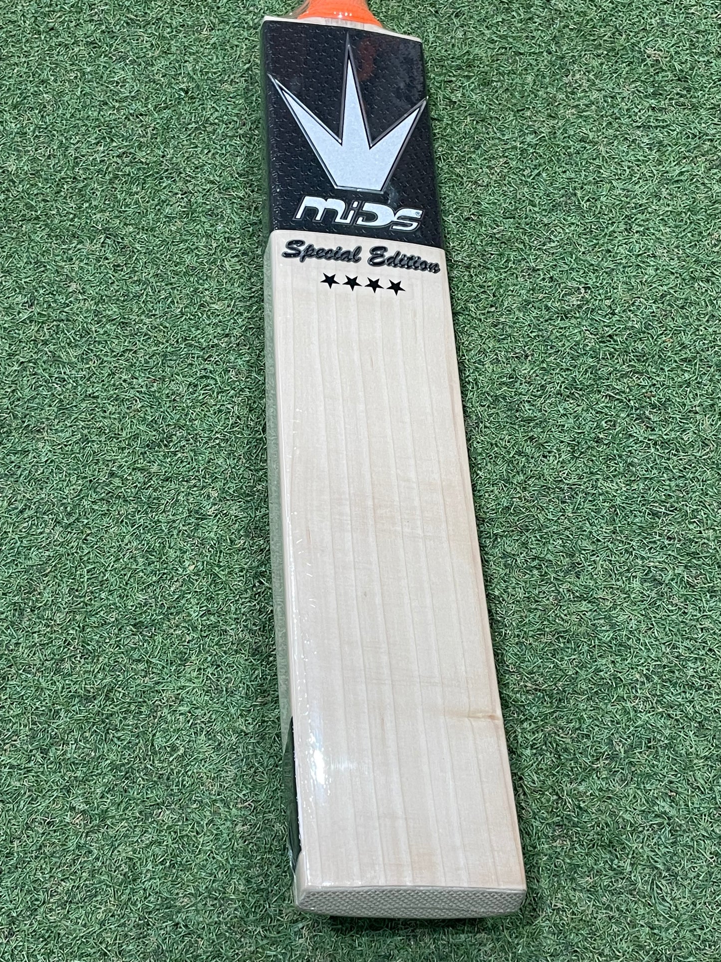 MIDS Special Edition 5 Star Laminate (Double Wood) Cricket Bat (2lb 8oz)