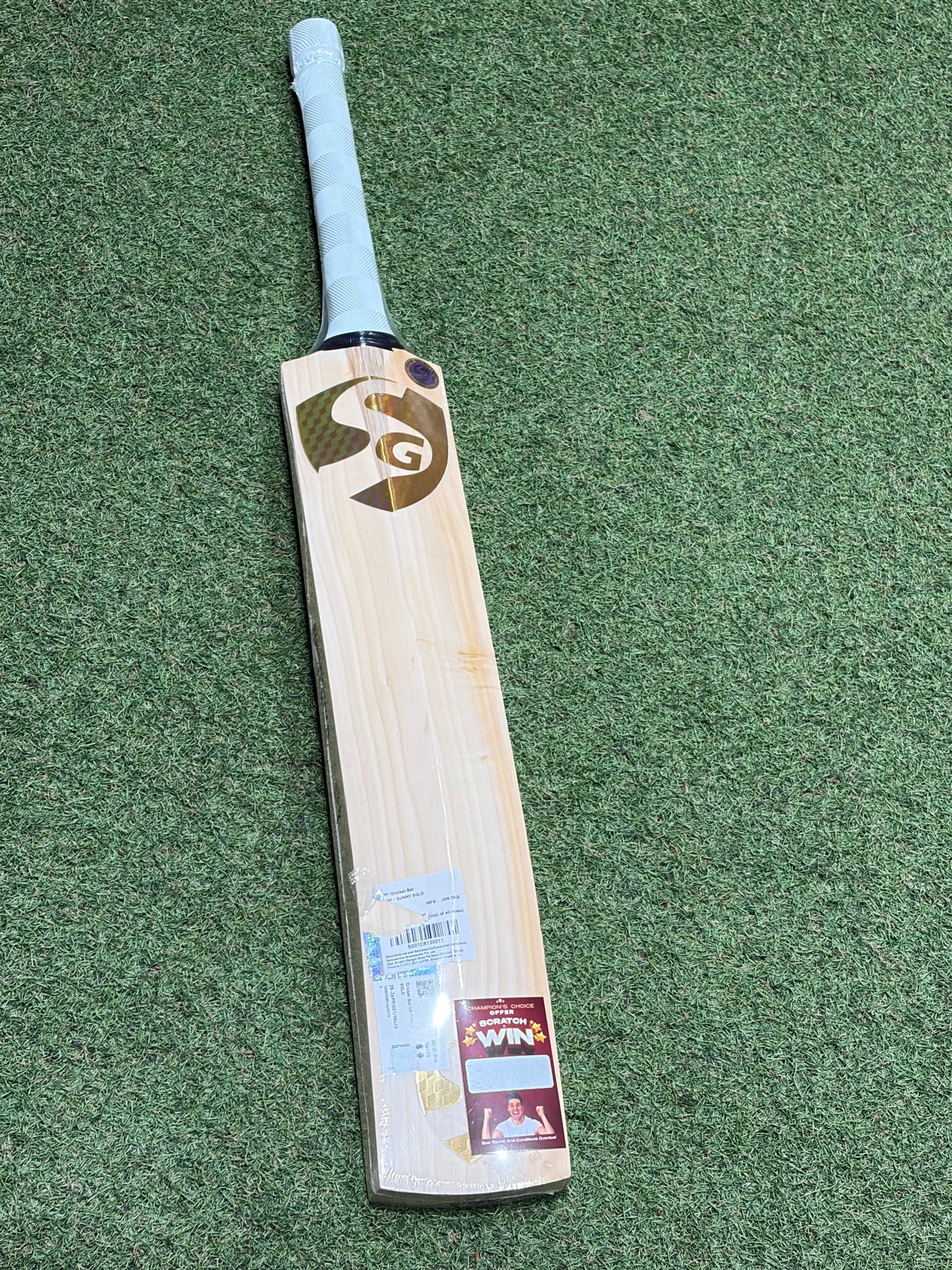 SG Sunny Gold Players Cricket Bat (2lb 7oz)