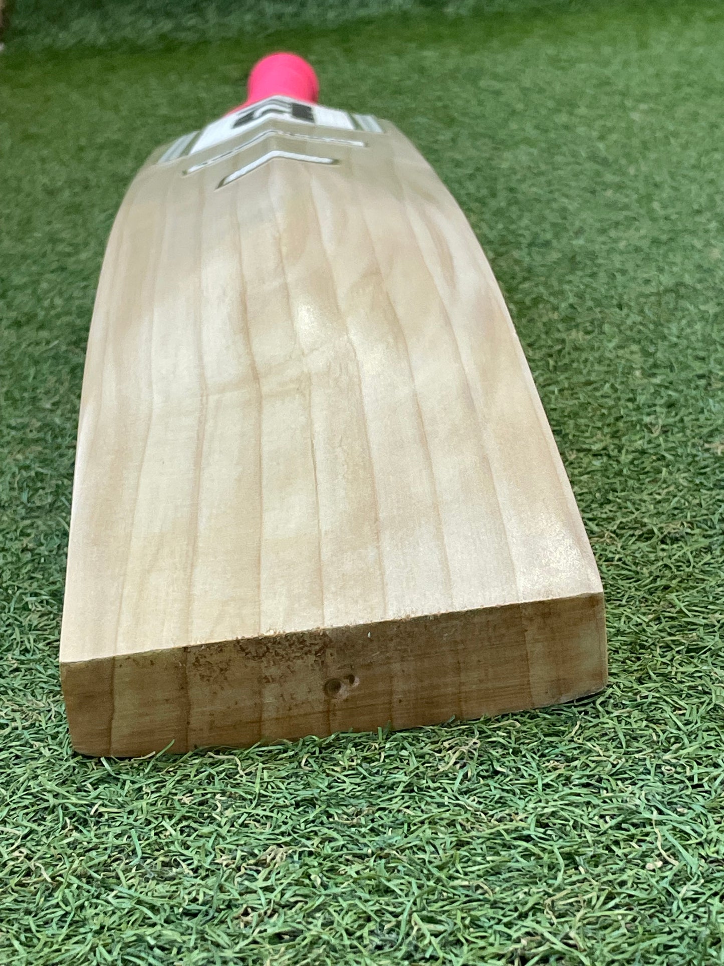 TCS White Edition II Cricket Bat (2lb 9oz)