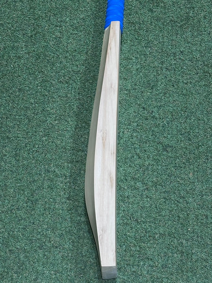 Plain UK Made Short Blade Long Handle Cricket Bat (2lb 11oz)