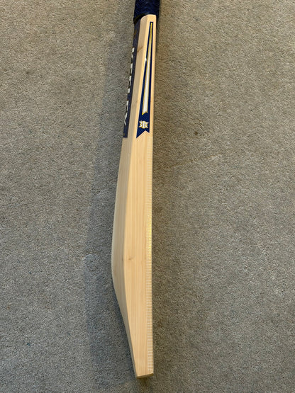 Keeley Superior Grade 1 Cricket Bat (2lb 13oz)