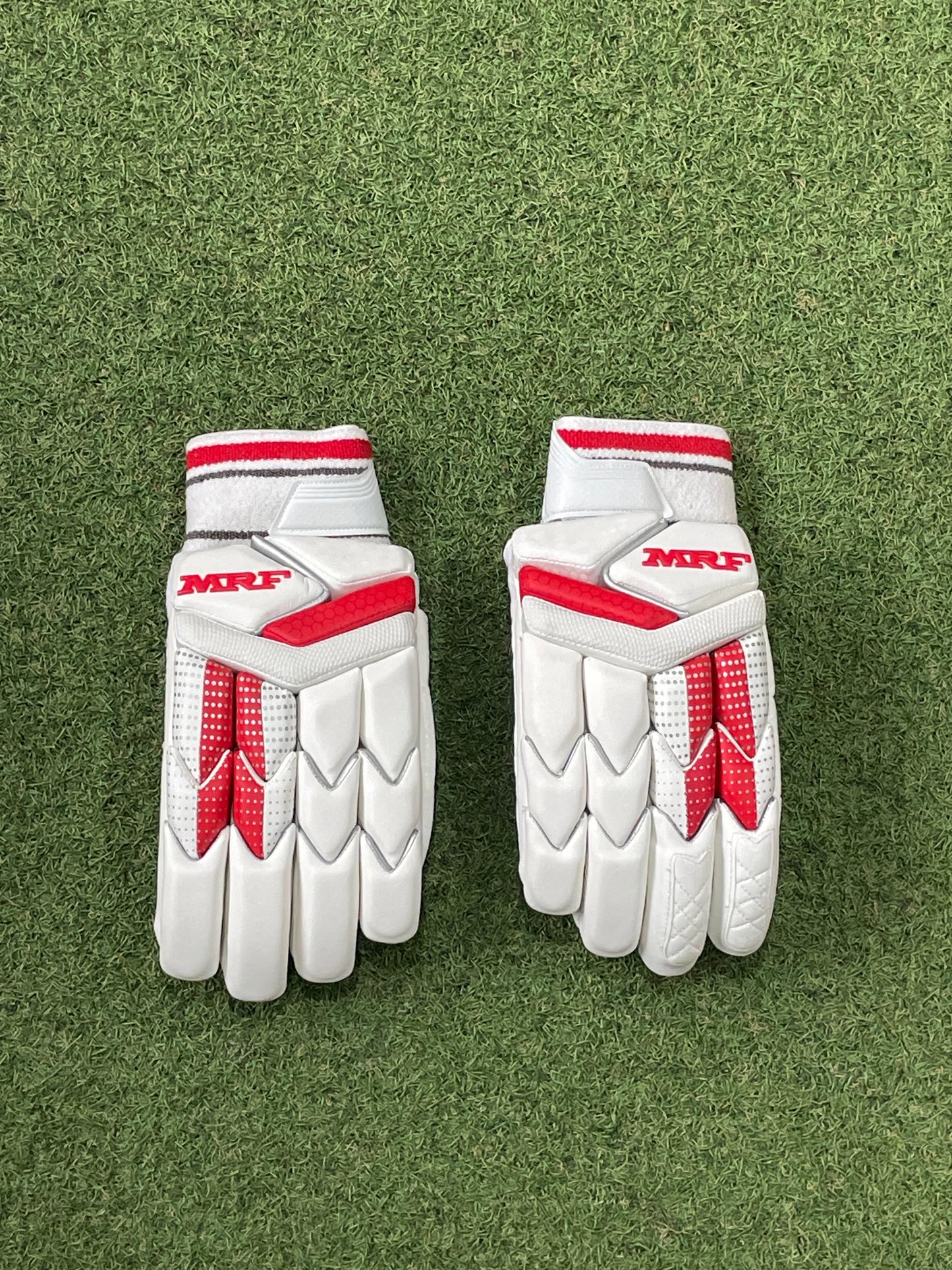 MRF Genius 360 II Batting Gloves