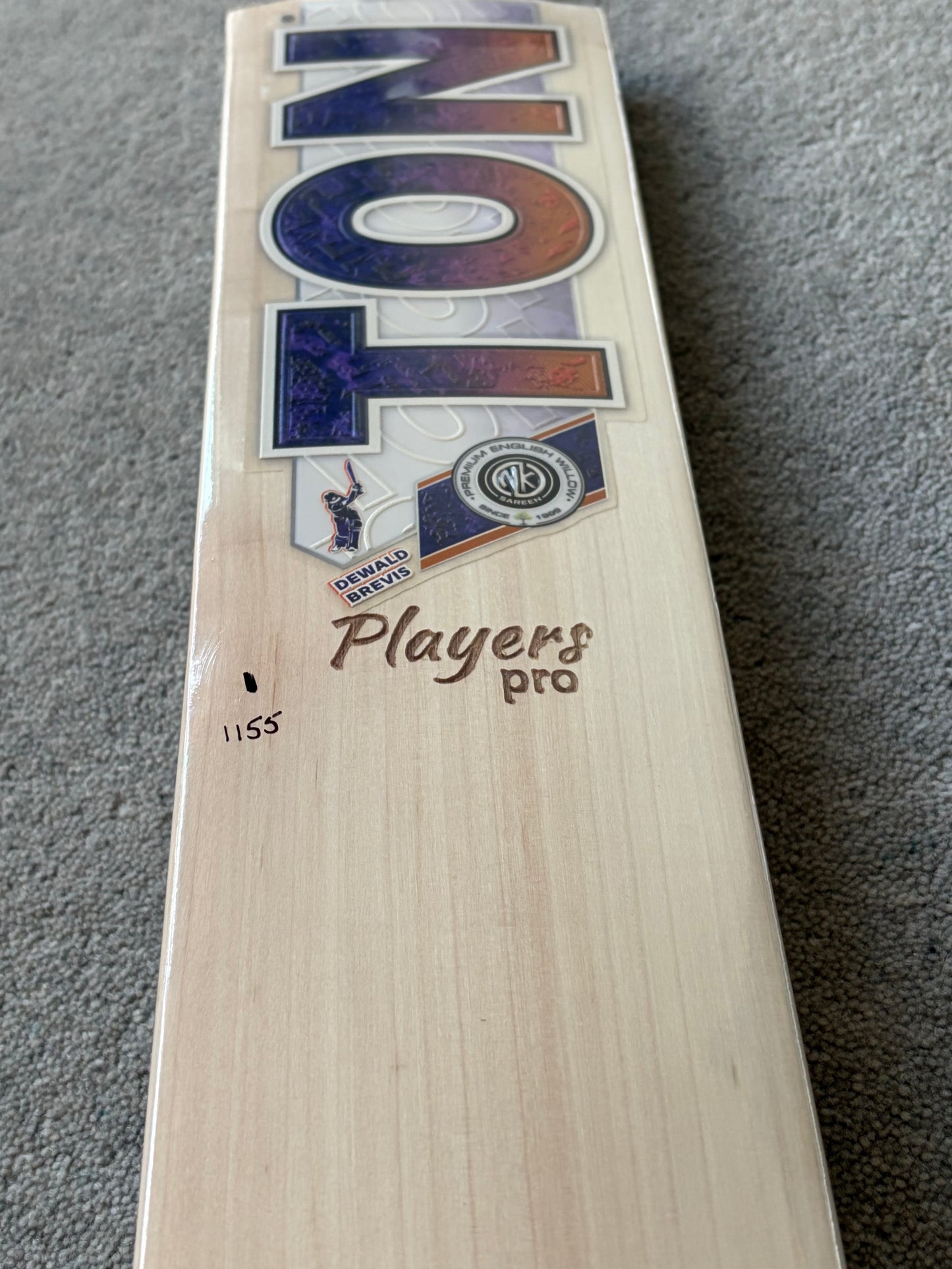 SS Ton Players Pro Dewald Brevis Cricket Bat (2lb 8oz)