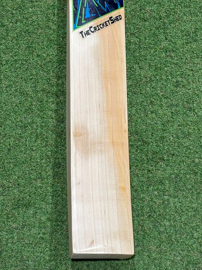TCS Camo Edition Butterfly Cricket Bat (2lb 7oz)