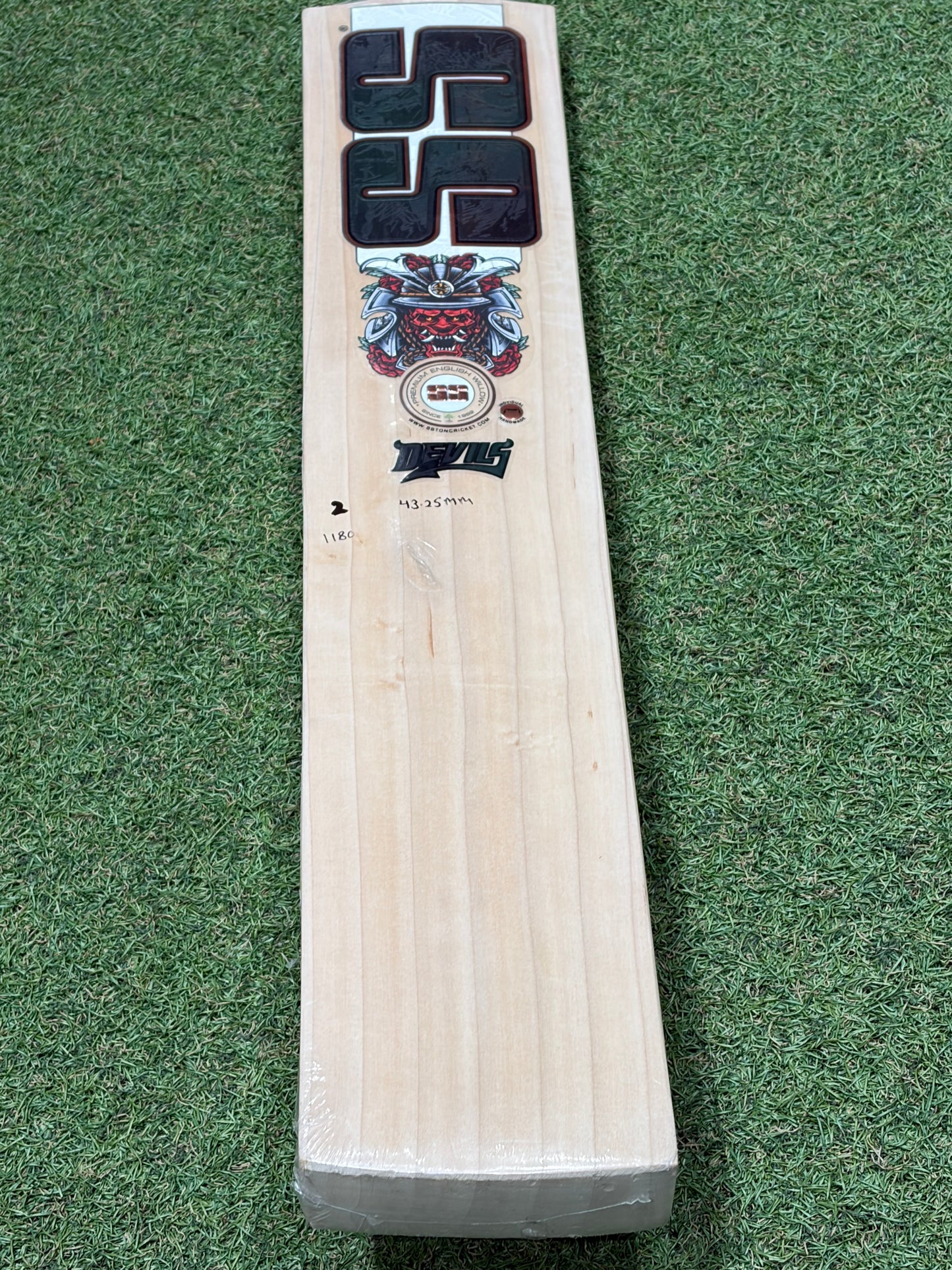 SS Devils Green Cricket Bat (2lb 11oz)